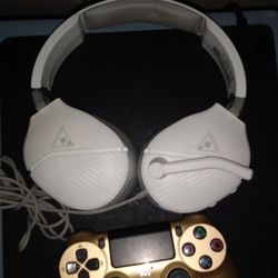 PS4, PS4 Controller, & Turtle Beach Headset 