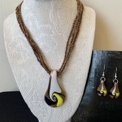 Distinctive Decorative Gold Venetian Murano Glass Teardrop Shaped Pendant /Necklace  