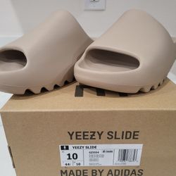 Yeezy Slide Pure