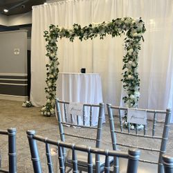 WHITE WEDDING FLORAL ARCH 