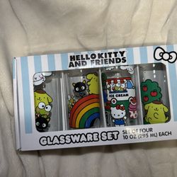 hello kitty and friends glassware set