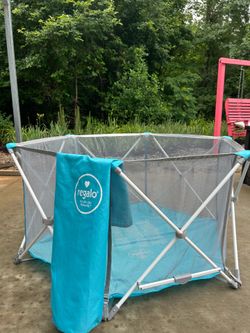 Portable Play Yard
