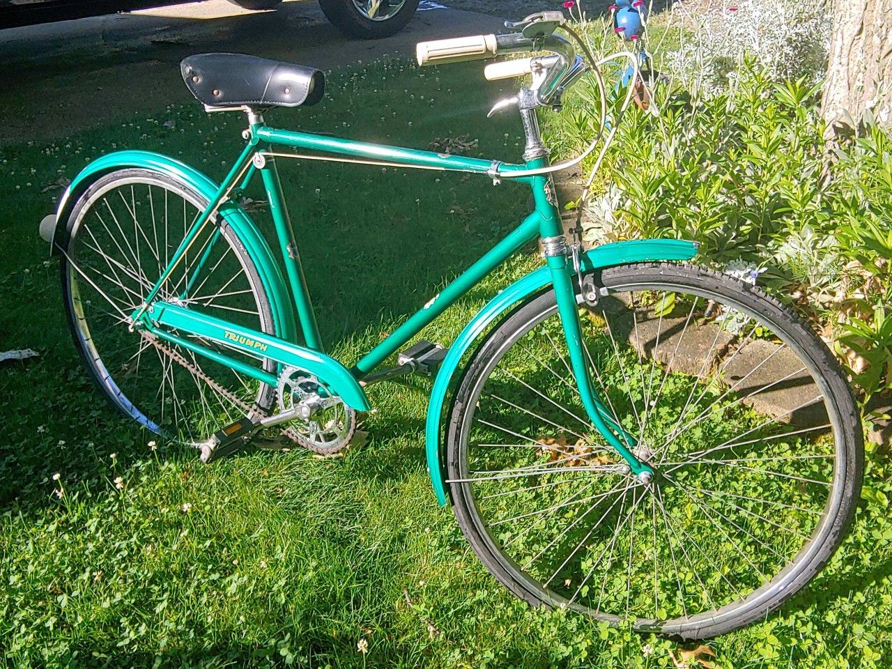 Vintage 50-60s triumph bicycle