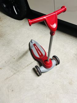 Radio Flyer scooter