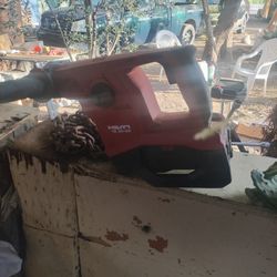 Hilti Te 30 With Battery And Charger 