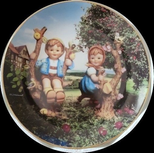 Vintage Danbury Mint MJ Hummel Apple Tree Boy and Girl Plate Little Companions