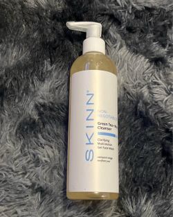 Skinn Non-Negotiables Green Tea + Mint Cleanser