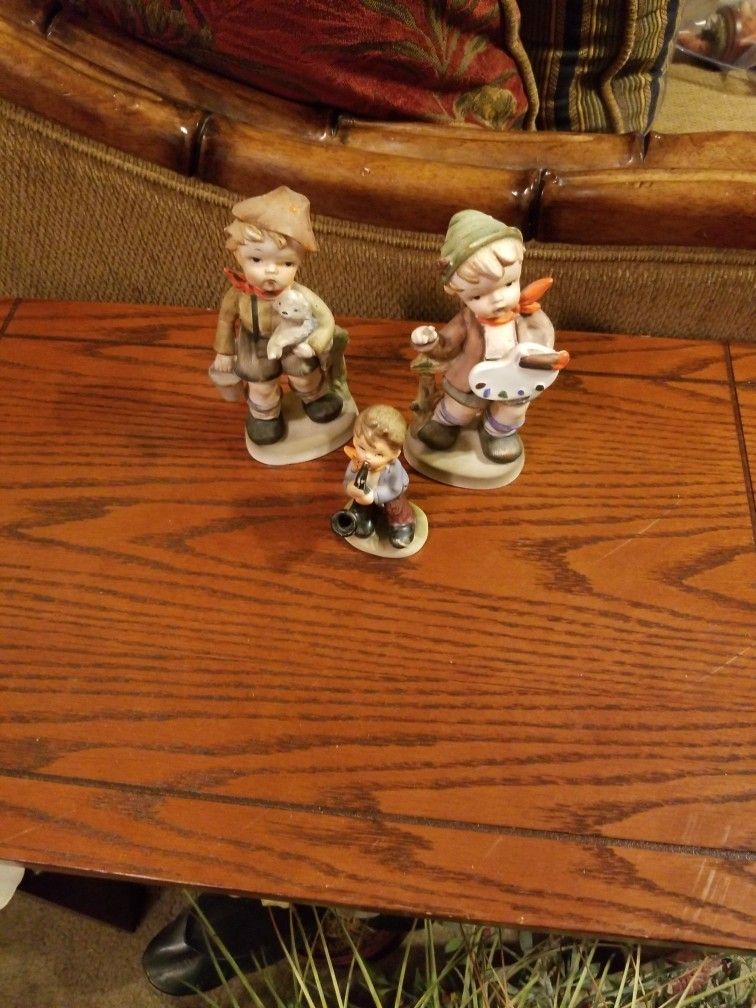 Boys 3 Figures
