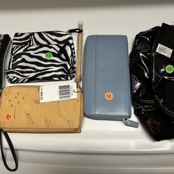 Purse/wallets 