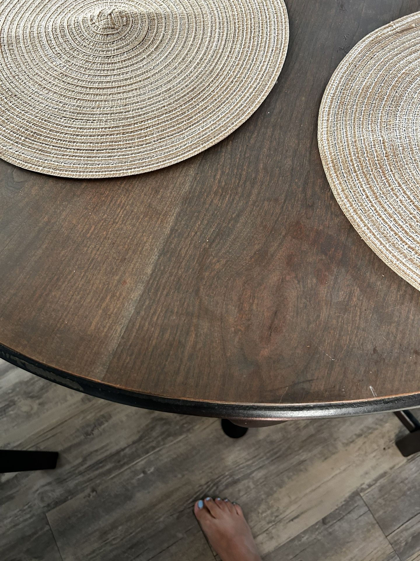 Kitchen Table With 4 Chairs