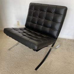 Barcelona Leather Lounge Chair – Mies Van Der Rohe Inspired