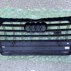 2019 Audi SQ5 Black Optic Grille OEM