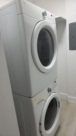 Kenmore Washer Dryer Set
