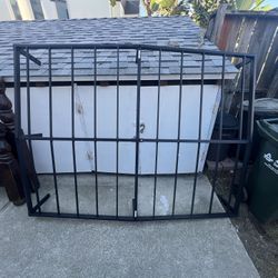 Metal Bed Platform - Queen Size
