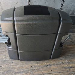 Double Sided Wash Station And Trash Can.ISLANDER™ SERIES
Fiji Waste/Windshield Service Center, 40-Gallon Double-Sided, Open-Top