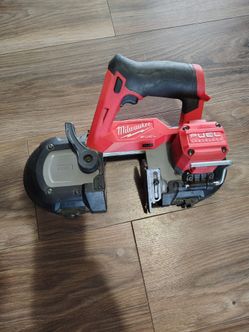 Milwaukee M12 FUEL Li-Ion Brushless Cordless Compact Band Saw, Bare Tool