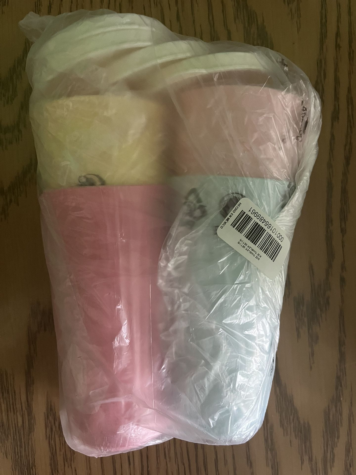 Tupperware Tumblers Set Of 4