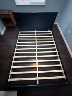 Queen Bed Frame 