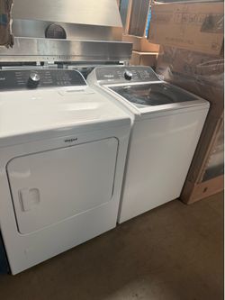 Open box set top load 2/1 Whirlpool gas dryer w 27”