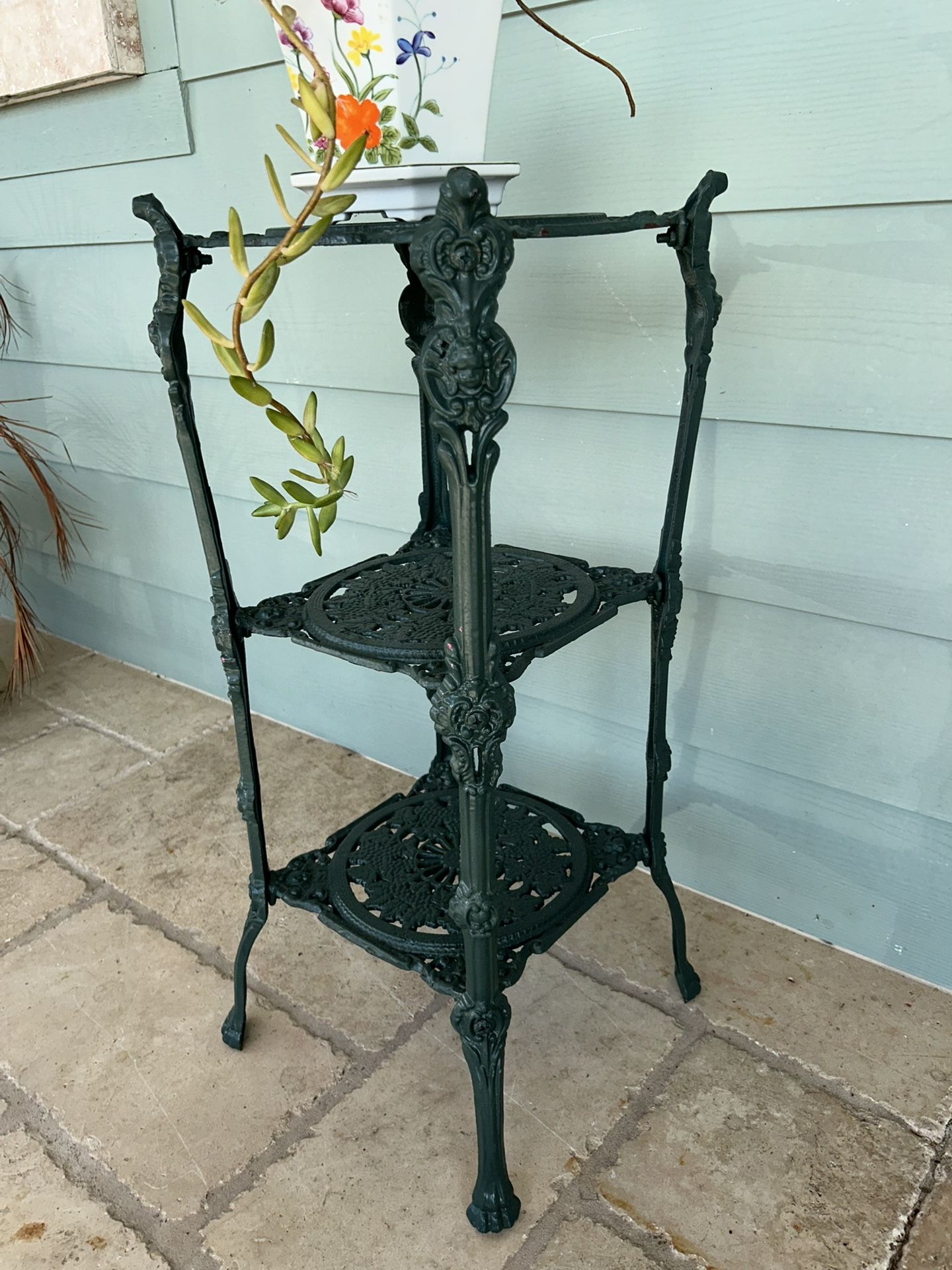 Vintage Victorian Art Nouveau Cast Iron 3 Tier Plant Stand  