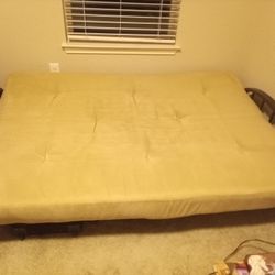 Modern Convertible Futon Sofa Bed – Minimalist Design – Excellent Condition