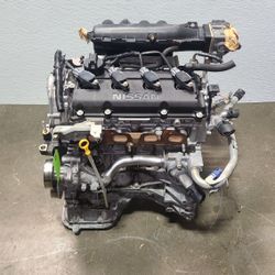 02-06 QR25 Nissan Engine