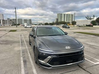 2025 Hyundai Sonata Hybrid SEL Sedan 4D