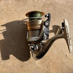 Daiwa Sweepfire 4000B Spinning Reel