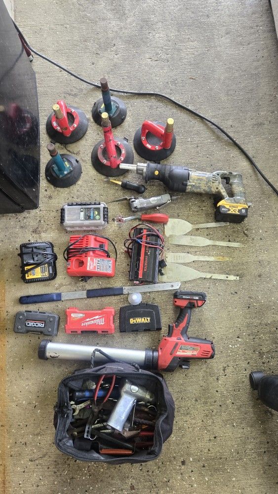 Windshield Removal Kit And Accessories