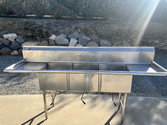 Commercial 3 bay sink