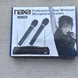 Naxa Wireless Microphone Set 
