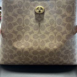 Coach Women's Polished Pebble Leather Willow Shoulder Bag