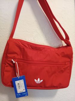Adidas classic shoulder bag