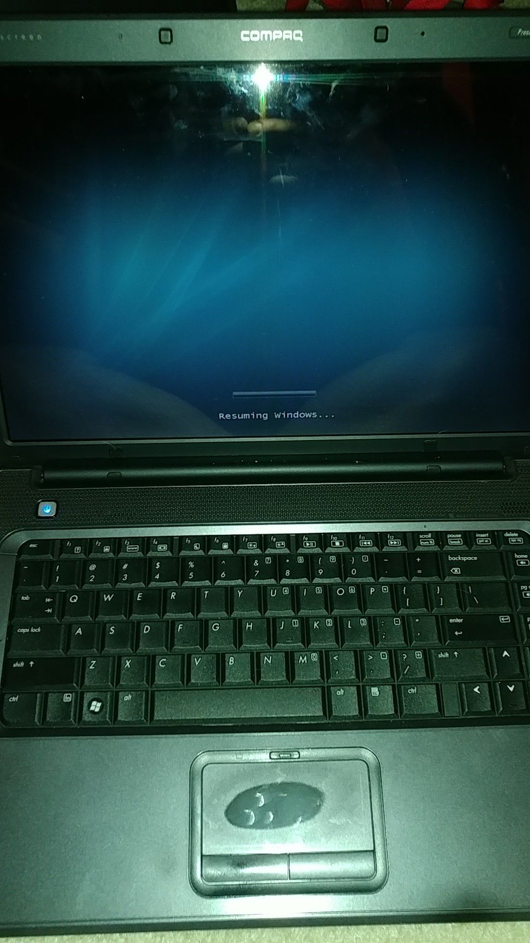 Compaq Presario F700