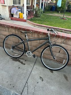 Felt Bicycle  cafe 8  aluminum bicycle 17 inch  like new  Very light weight
