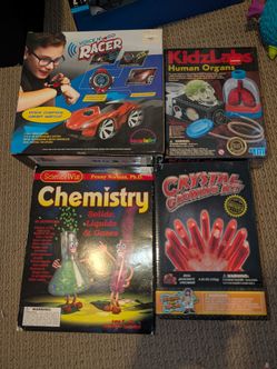4 Lot of STEM kits