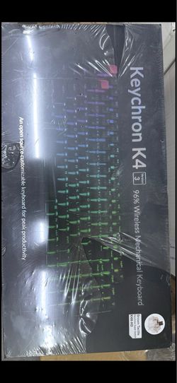 Keychron K4 Version 3 — a 96% wireless mechanical keyboard.