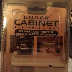 18 Inch Under Cabinet Light. Pair Of New 12 Inch Reflectors 