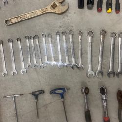 Various Brands Some Vintage Hand Tools Wrench/sockets And More/ 237 Pieces
