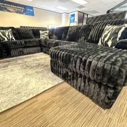 New Black Sectional - Pay On Delivery 