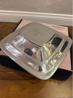 Mikasa square serving bowl NEW