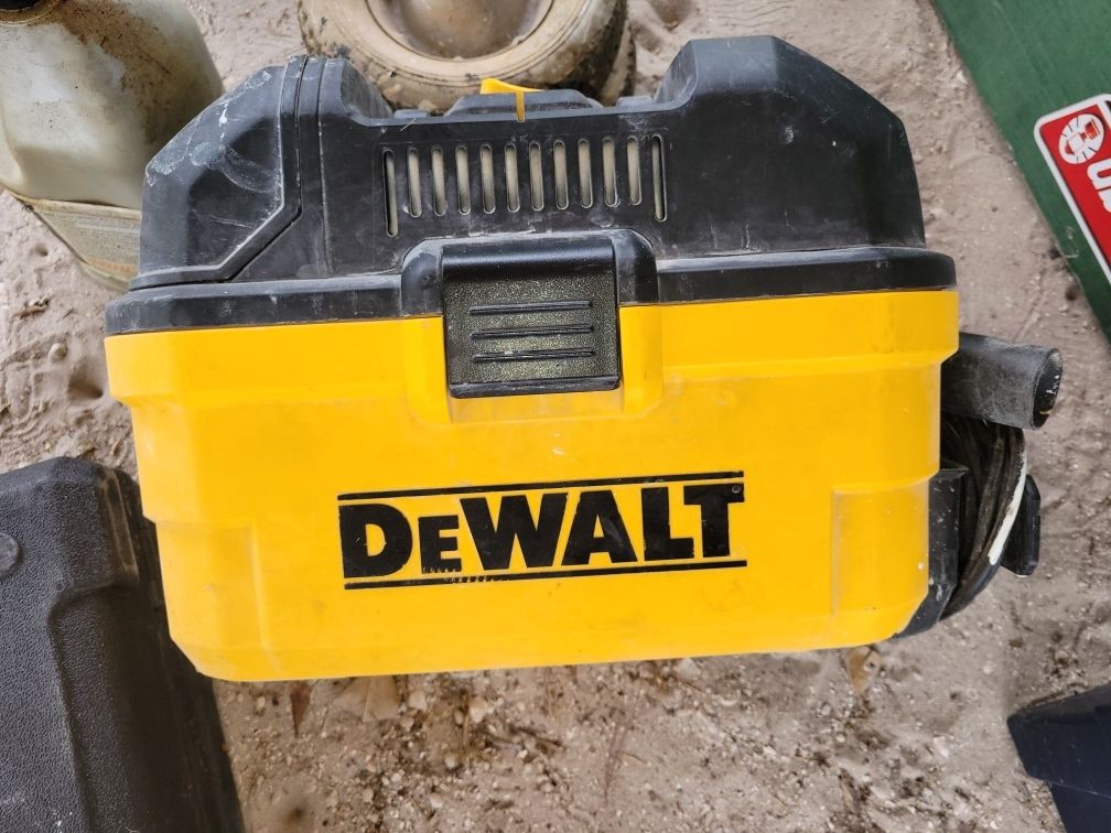 DeWALT Vacum Clraner