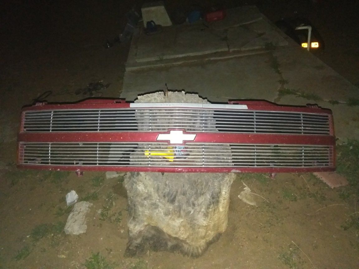 Chevrolet phantom billet grille (trenz from the 90s)