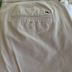 36/32Vineyard Vines Pants. 