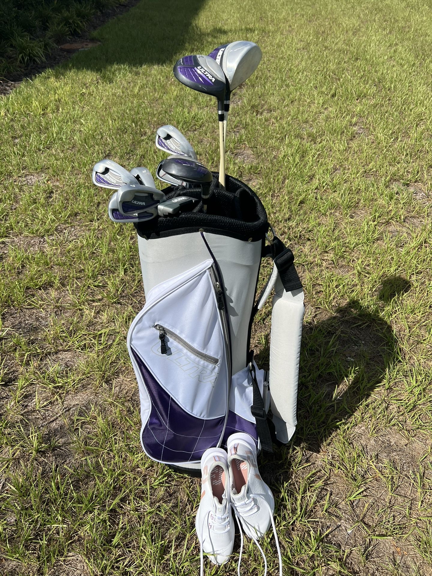 Women’s Complete Ultra Golf Set + FootJoy StratoLite Size 8 Shoes – Ready to Hit the Course!