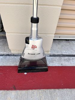 Dirt Devil Broom Vac