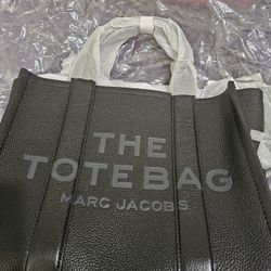 Marc Jacobs Leather Tote