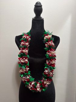 Hawaiian Grad Lei