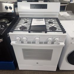 30 in. 5-Burners Smart Free-Standing Gas Convection Range in White with EasyWash Oven Tray And No-Preheat Air Fry