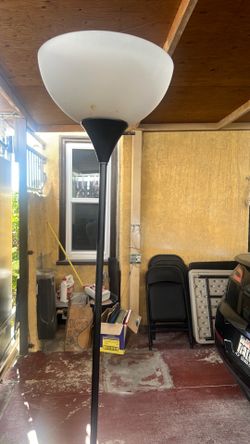 Floor lamp
